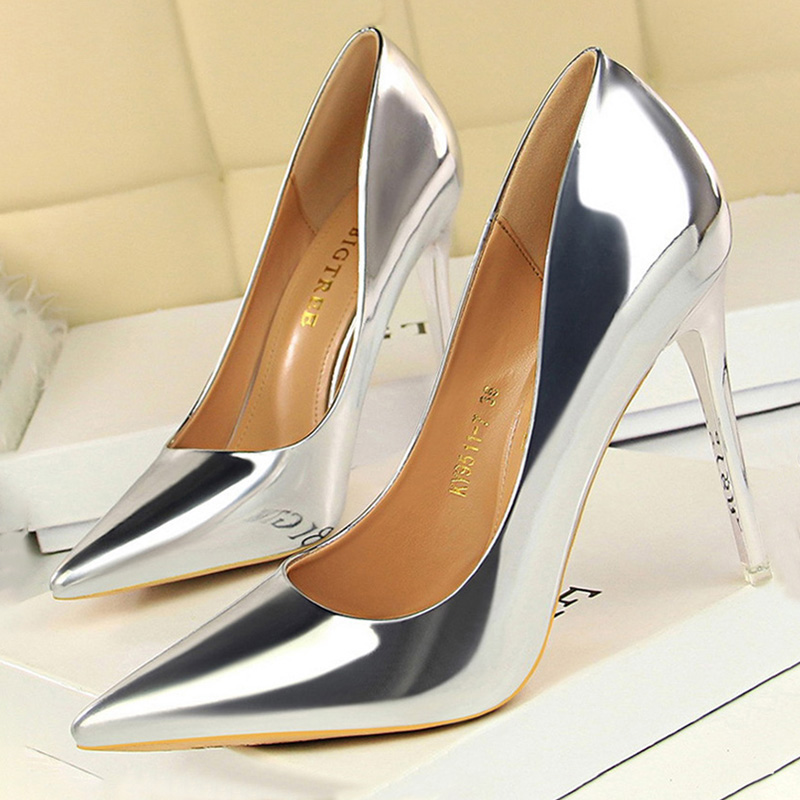 Shoe Tree - BIGTREE รองเท้าผู้หญิงปั๊มสิทธิบัตรหนังรองเท้าส้นสูงรองเท้าผู้หญิงปั๊มพื้นฐานรองเท้าแต่งงานหญิง Stiletto ผู้หญิงส้น PLUS ขนาด