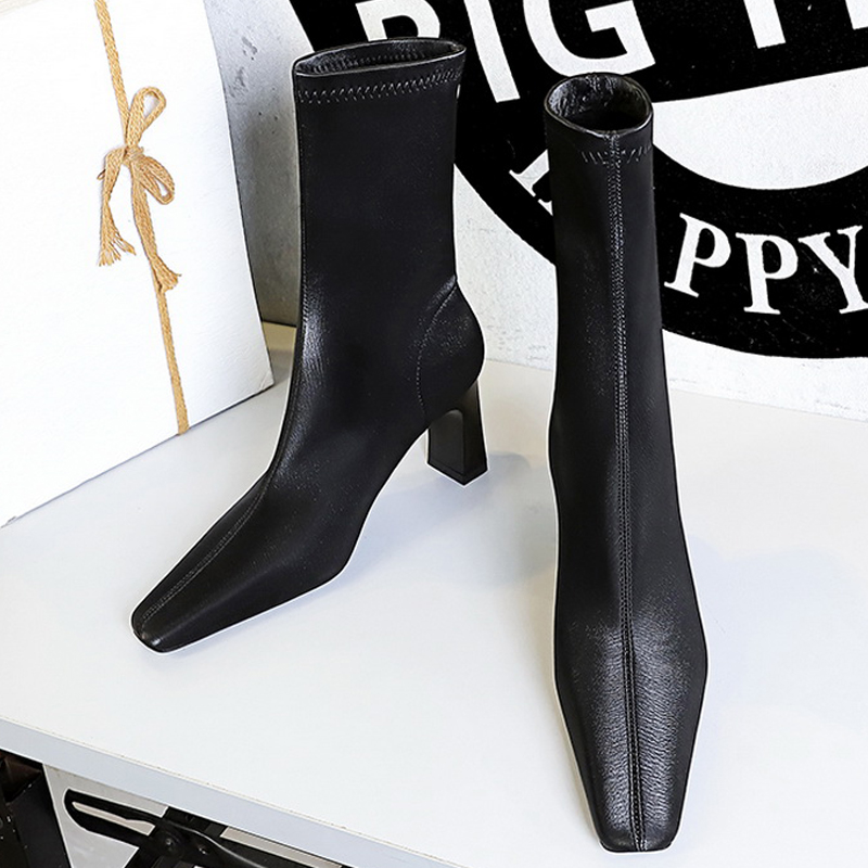 รองเท้าบิ๊กทรีท รองเท้าบูทสั้น - Shoe Tree บทวิจารณ์และราคา