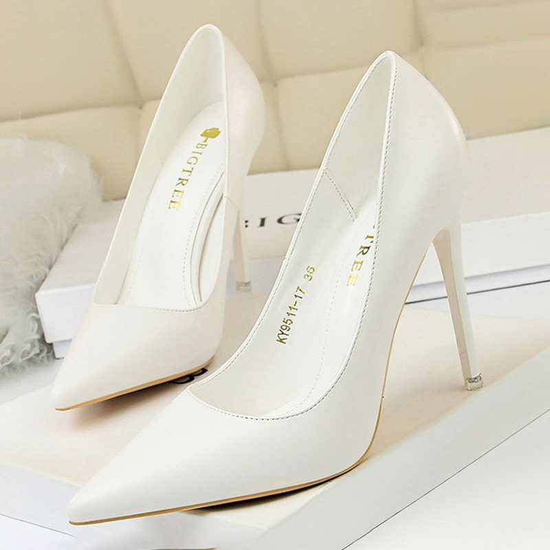BIGTREE รองเท้าผู้หญิงปั๊ม Pu  - Shoe Tree บทวิจารณ์และราคา